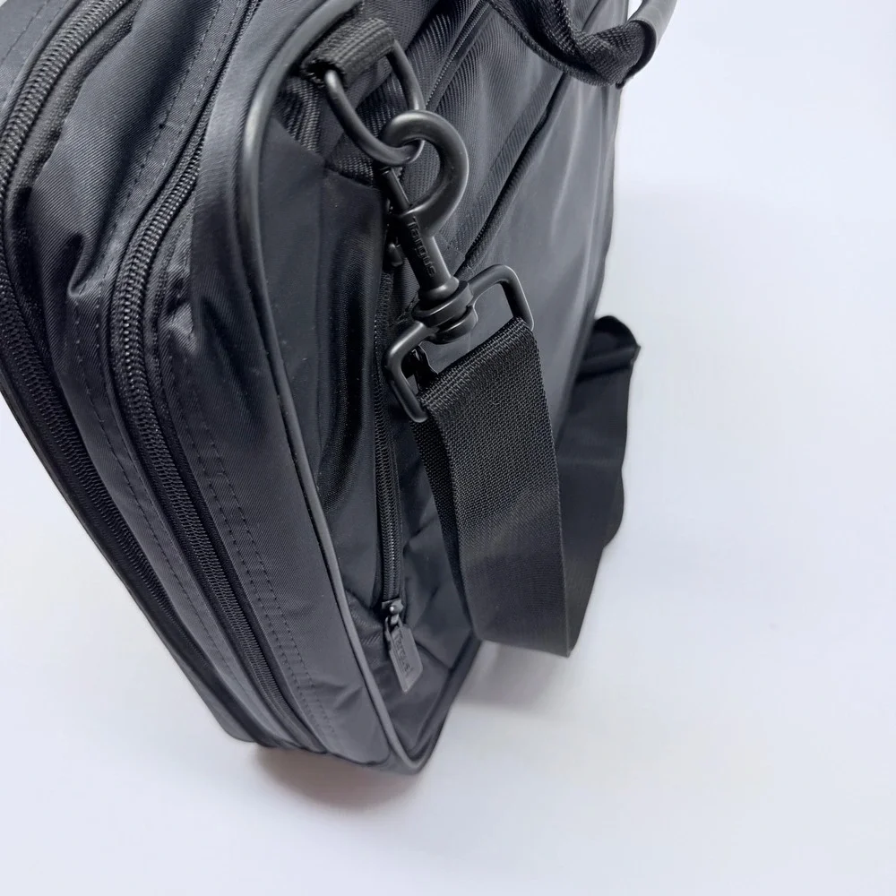 Targus Black Laptop Bag Briefcase Messenger Bag with Shoulder Strap